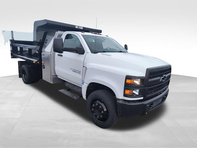 2024 Chevrolet Silverado MD Work Truck
