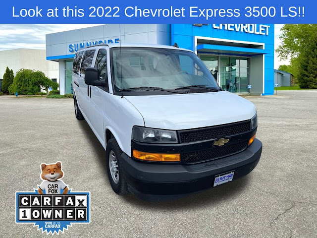 2022 Chevrolet Express Passenger LS