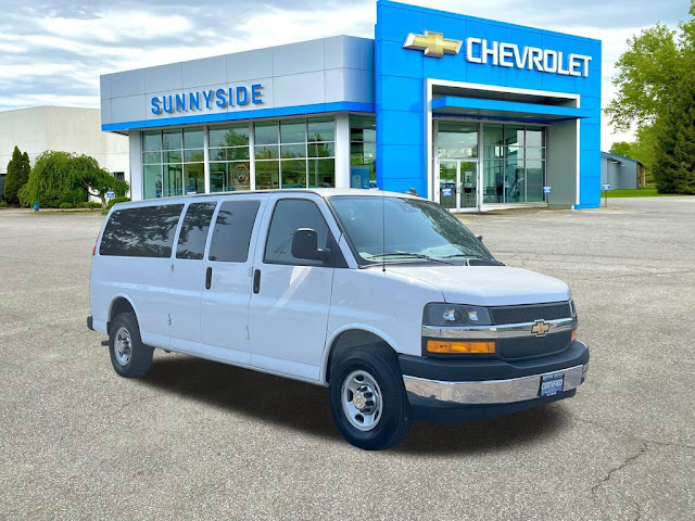 2024 Chevrolet Express Passenger LT
