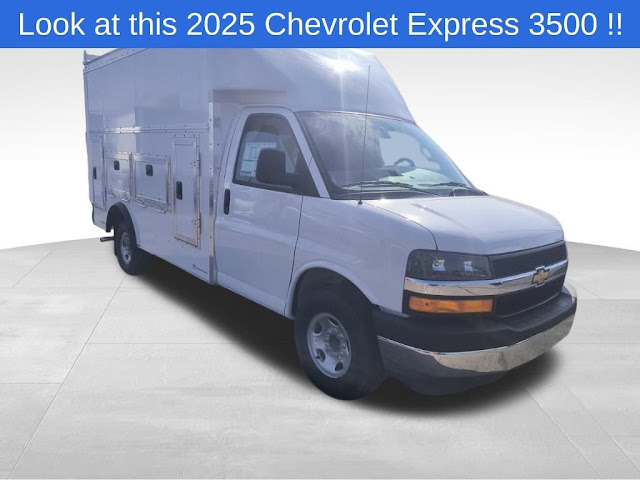 2025 Chevrolet Express Commercial Cutaway Work Van