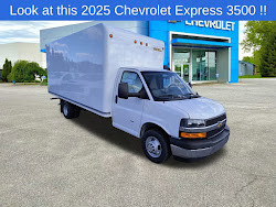 2025 Chevrolet Express Commercial Cutaway Work Van 17' Unicell Box