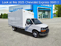 2025 Chevrolet Express Commercial Cutaway Work Van 15' Unicell Box