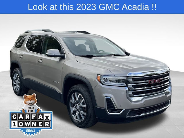 2023 GMC Acadia SLT