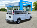 2025 GMC Savana Passenger LT