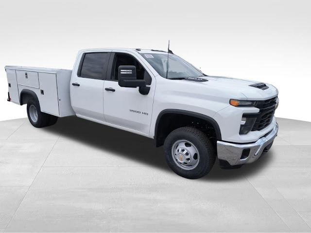 2026 Chevrolet Silverado 3500HD CC Work Truck