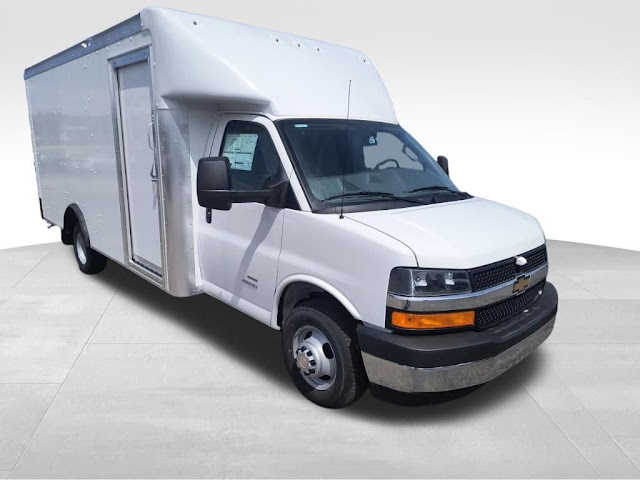 2026 Chevrolet Express Commercial Cutaway 4500 Series