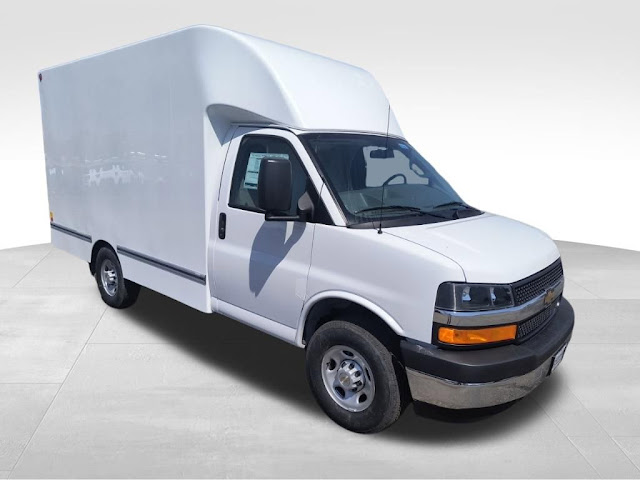 2026 Chevrolet Express Commercial Cutaway Work Van
