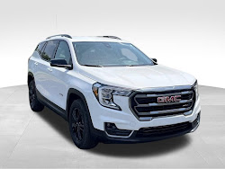 2024 GMC Terrain AT4