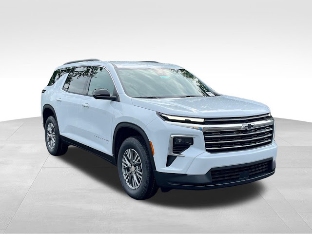 2027 Chevrolet Traverse FWD LT