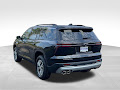 2027 Chevrolet Traverse FWD LT