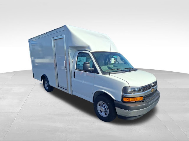2026 Chevrolet Express Commercial Cutaway Work Van